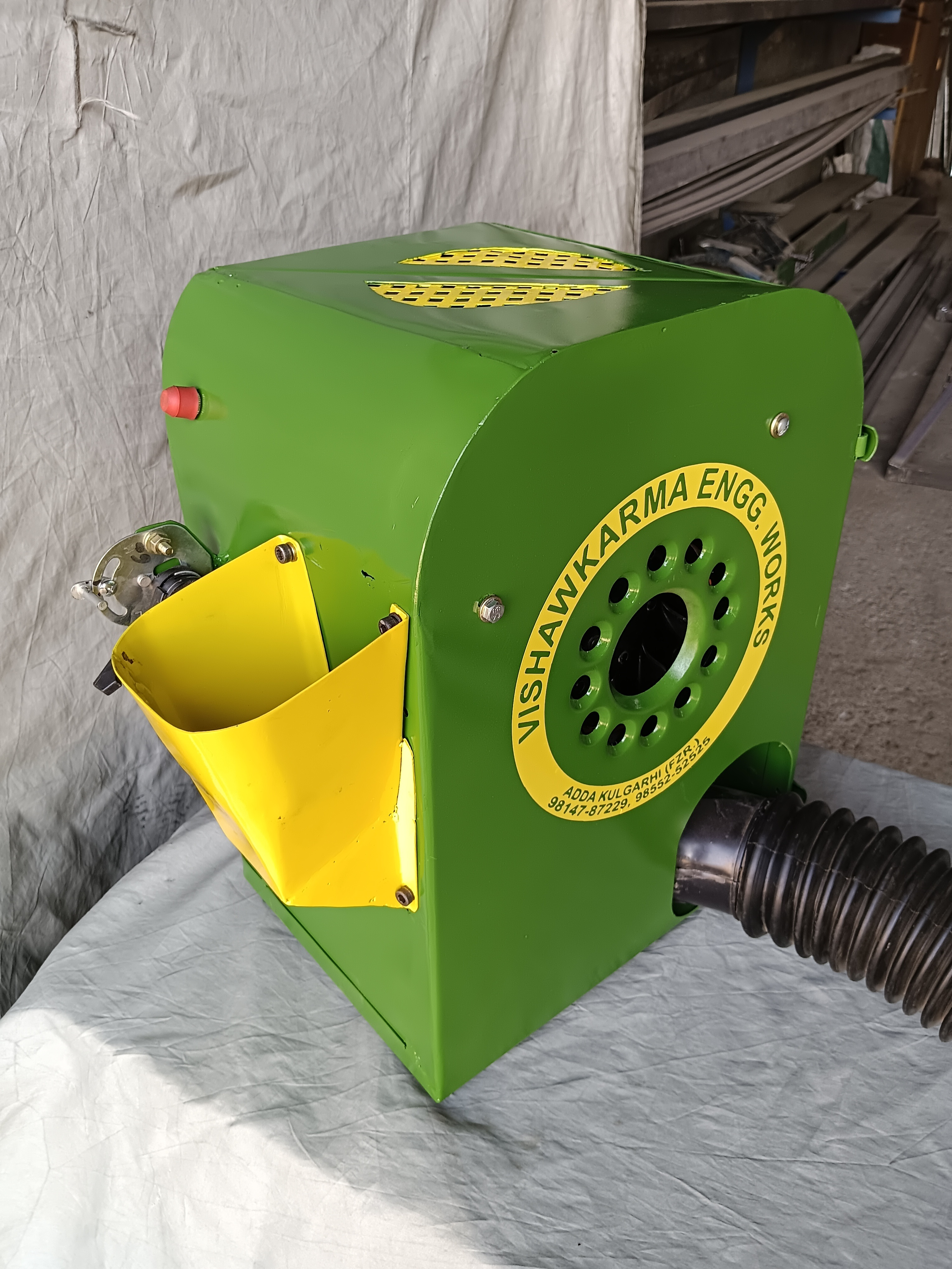 Flower Shower Machine - Photo