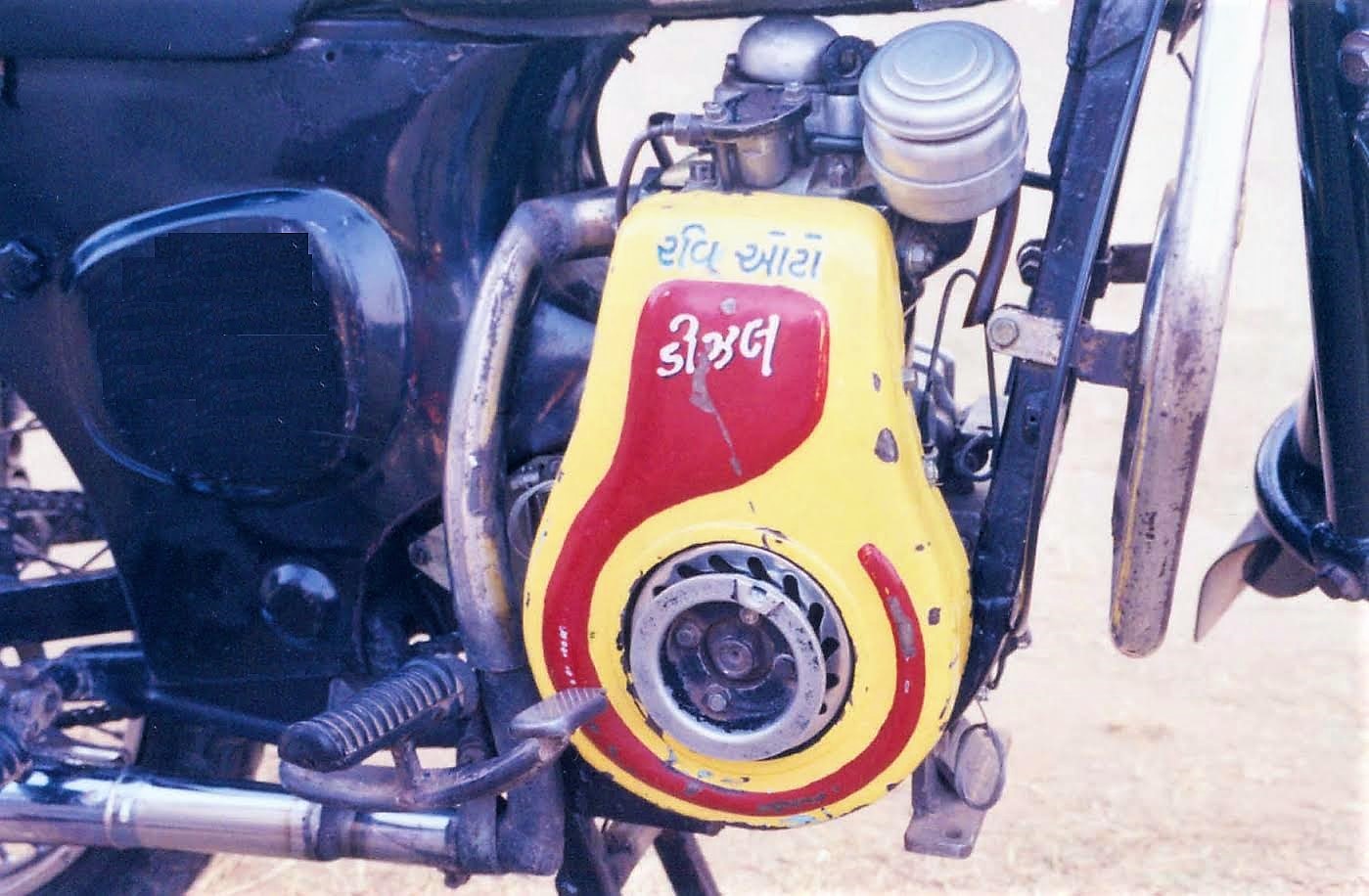 Small diesel engine for motorbike - Photo