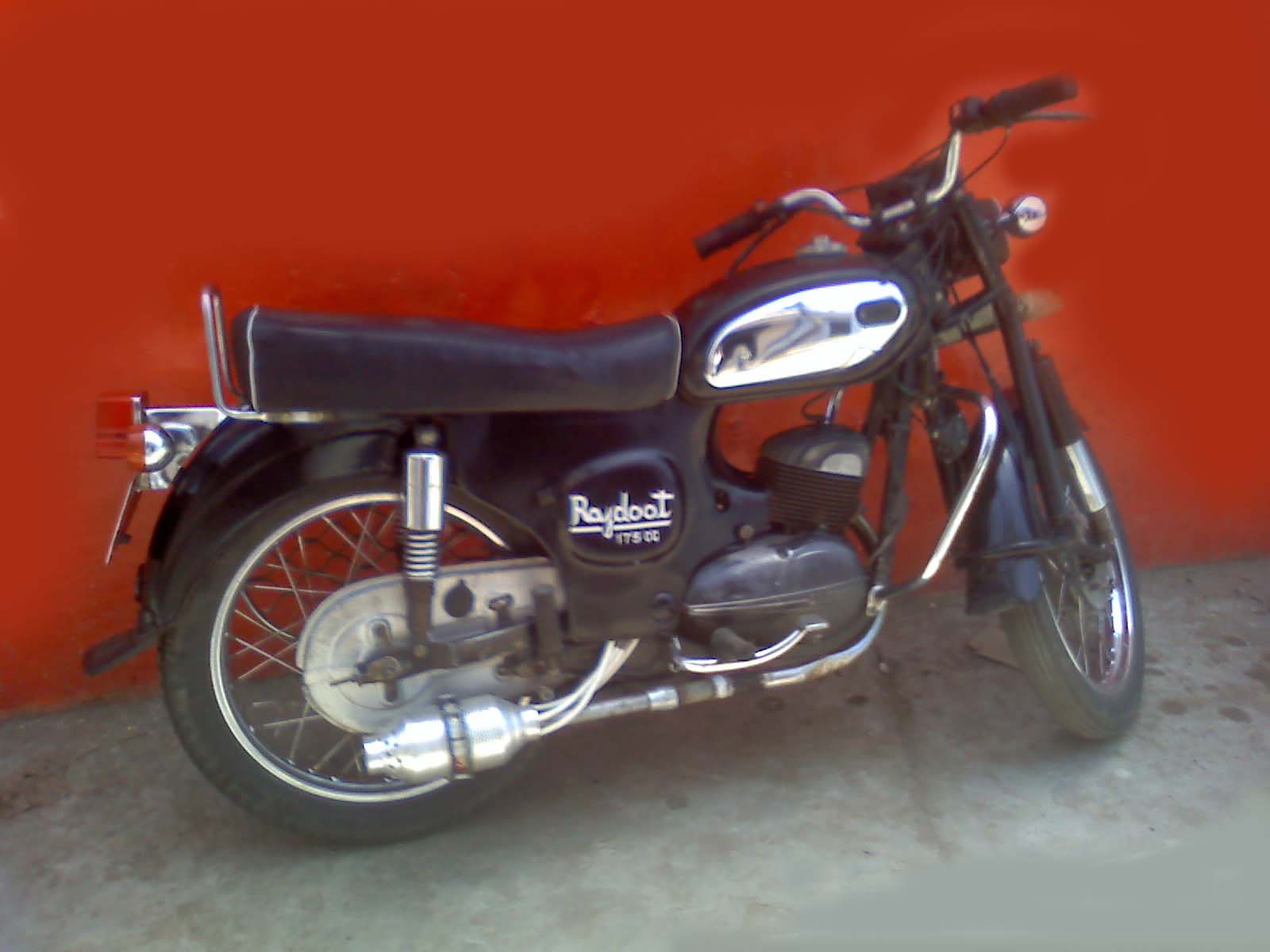 Modified silencer and air intake system - Photo