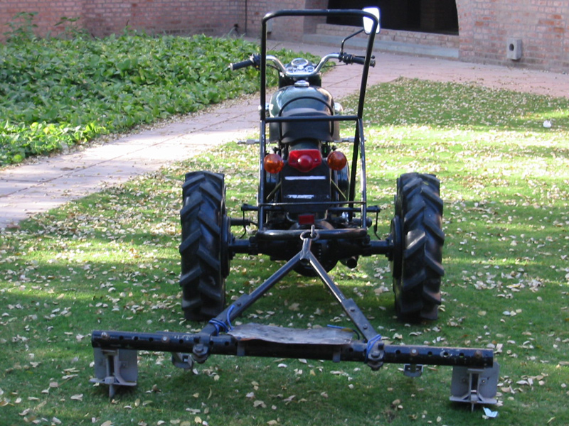 Image of Bullet Santi