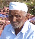 volunteer Vallabhhai Vasrambhai Marvaniya